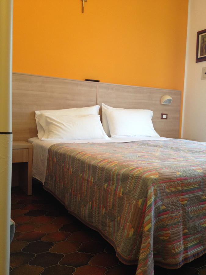 Hotel Gattuccio Cesenatico Εξωτερικό φωτογραφία