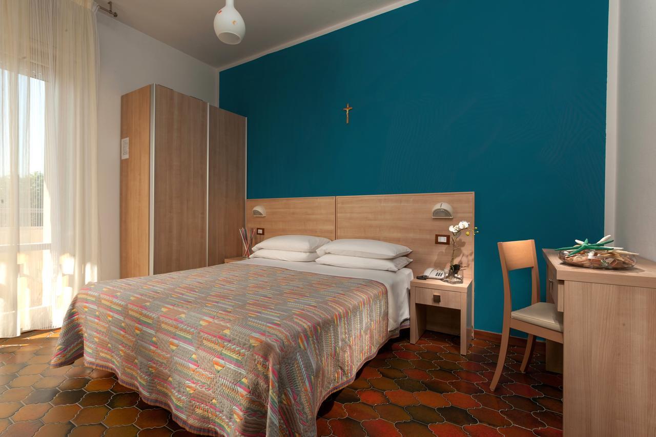 Hotel Gattuccio Cesenatico Εξωτερικό φωτογραφία