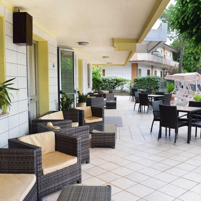 Hotel Gattuccio Cesenatico Εξωτερικό φωτογραφία